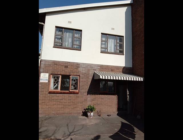 3 BEDROOM HOUSE FOR SALE IN KHARWASTAN
